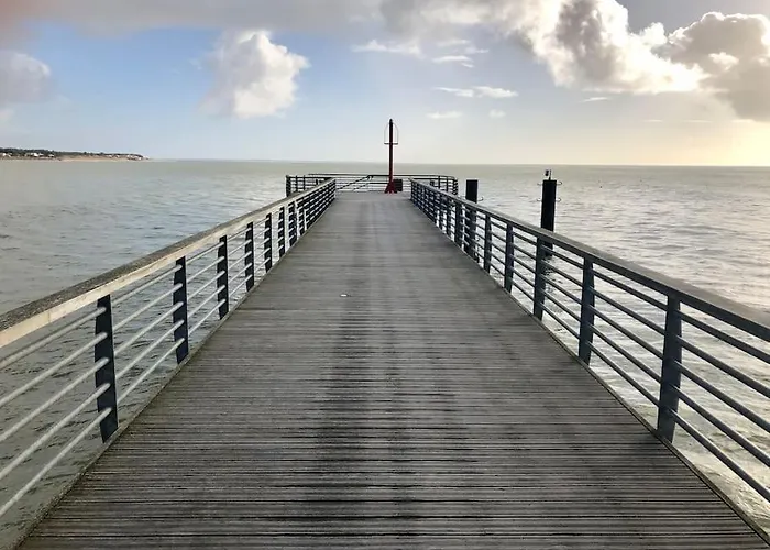 Entier - Quartier Phare - Tranche Sur アパート