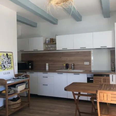 Entier - Quartier Phare - Tranche Sur Apartament *